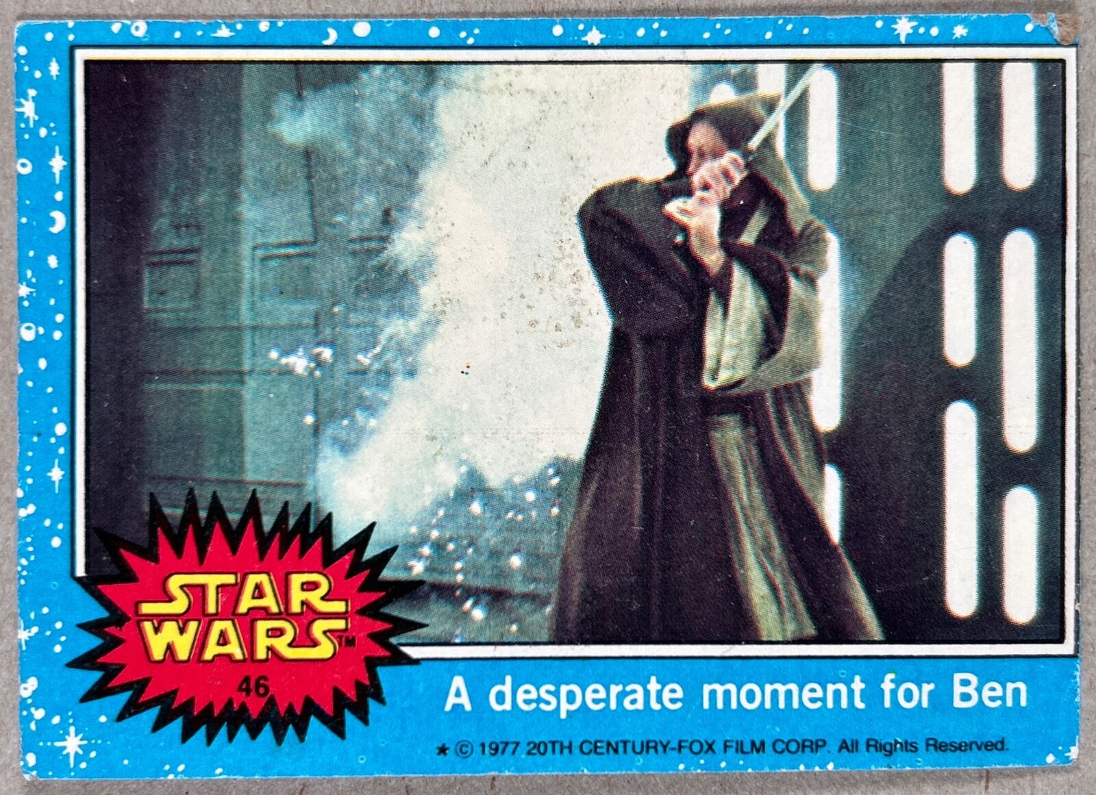1977 Topps Star Wars #46 A desperate moment for Ben Card Blue Series 1
