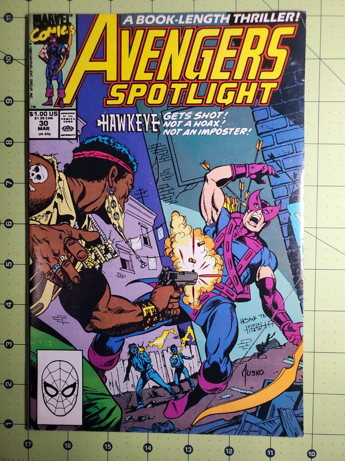 Avengers Spotlight #30 (Marvel, 1990) RAW Very Fine+ (8.5)