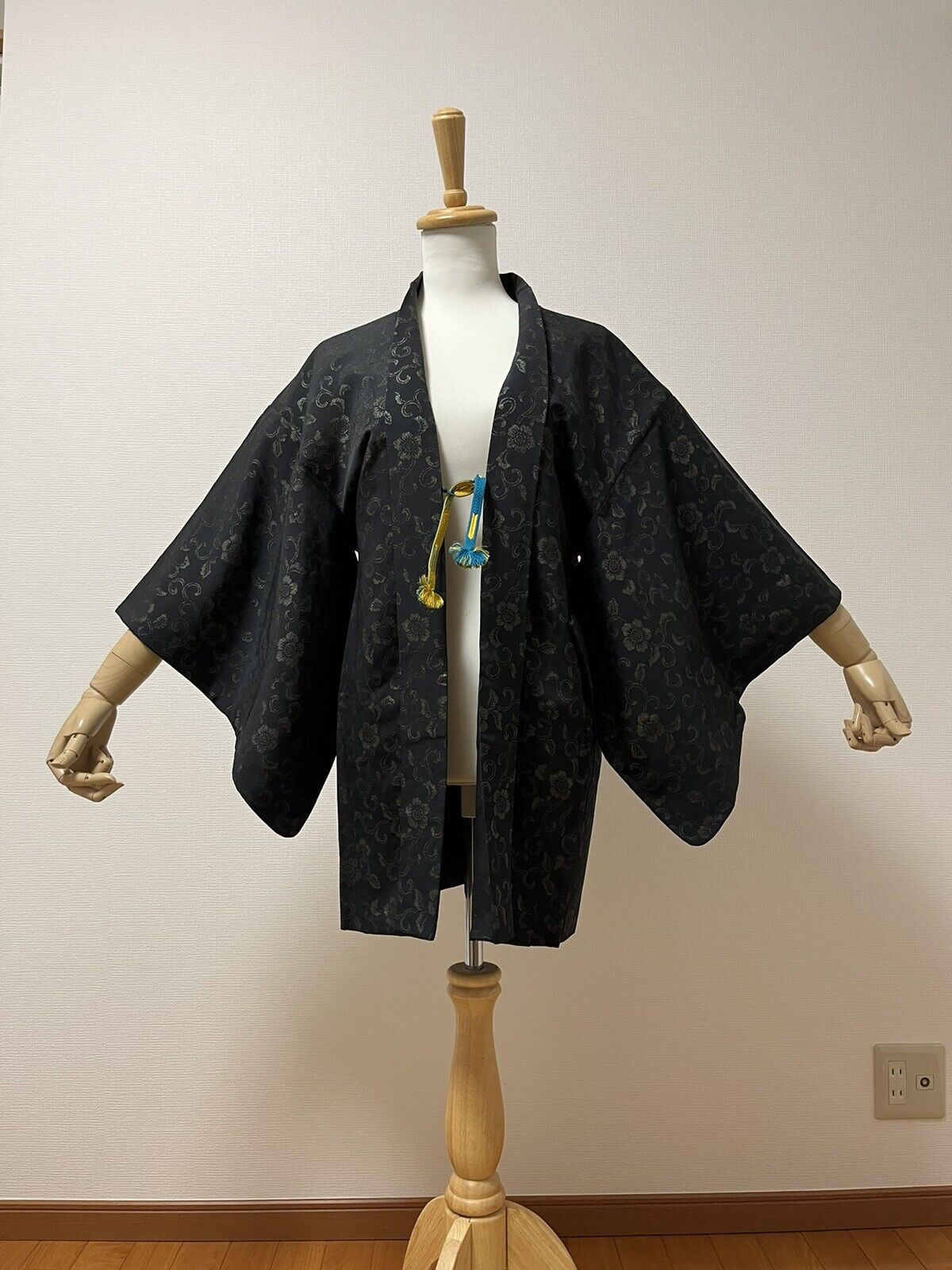 KIMONO jacket Haori VINTAGE TRADITIONAL JAPANESE COSTUME Used Silk KDJM-H0687