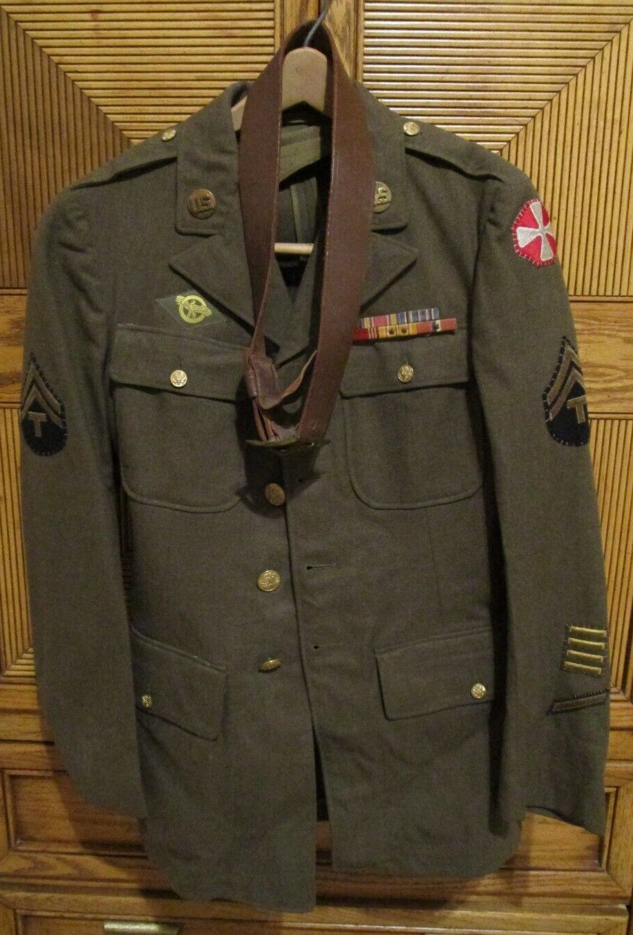 US WWII 8th Army Philippine Liberation Uniform Tunic w Ribbon Bars & Belt