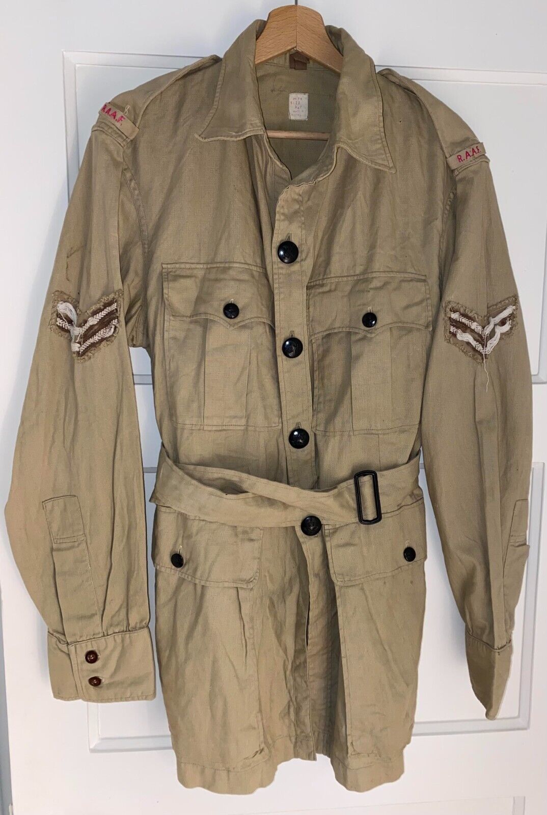 Australian Tropical Khaki Bush Shirt/Jacket - RAAF Shoulder Titles Corporal