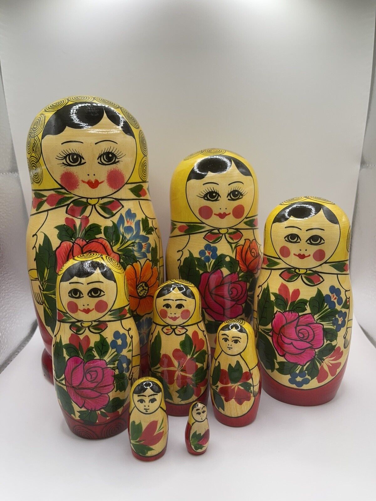 VTG Russian Nesting Dolls 8Wooden Hand Painted Matryoska Made In Russia