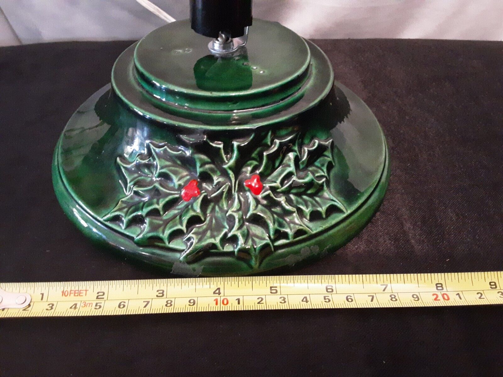 Vintage NOWELL\'S  MOLD 1978 Green Ceramic HOLLY BERRY Christmas Tree BASE