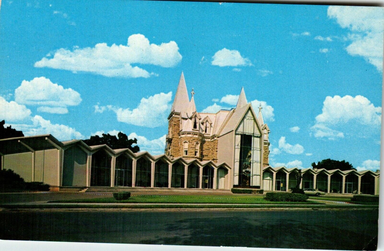 Postcard TX Douglas MacArthur Academy of Freedom Brownwood Howard Payne College