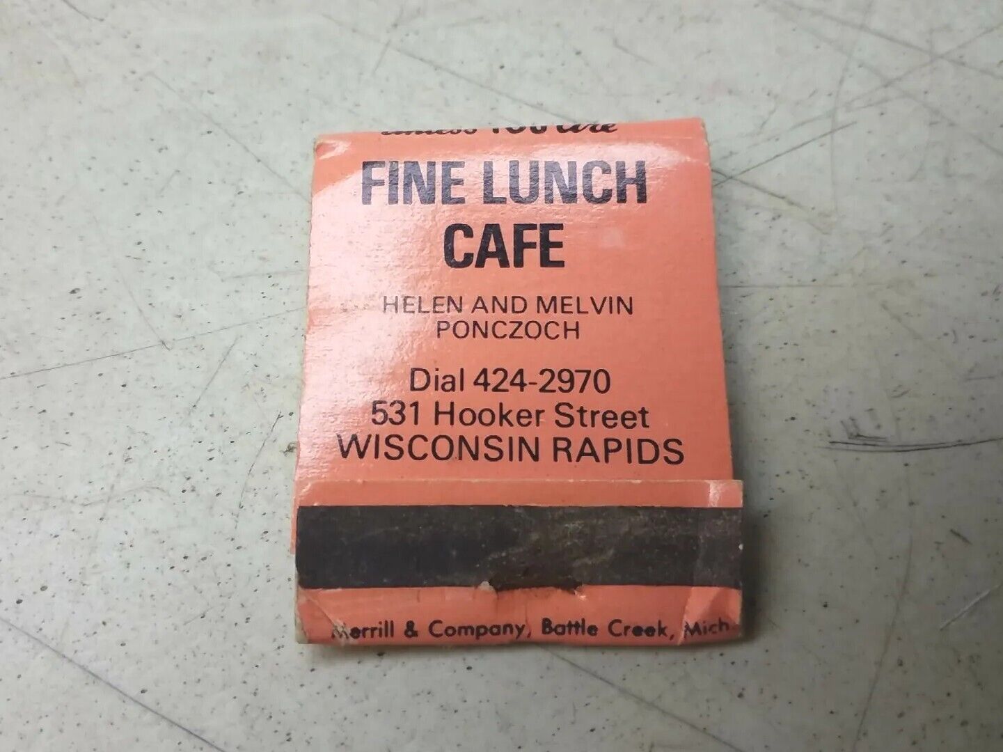 Fine Lunch Cafe Ponczoch Family Wisconsin Rapids Vintage Matchbook Advertising 