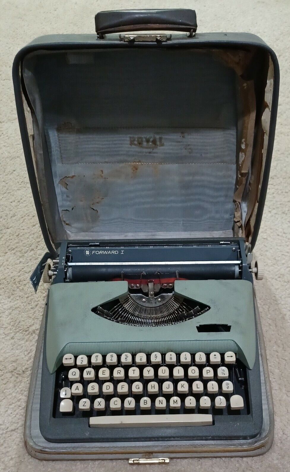 SALE》Vintage 1963 Royal Signet Cursive Typewriter with Case》Collectible 