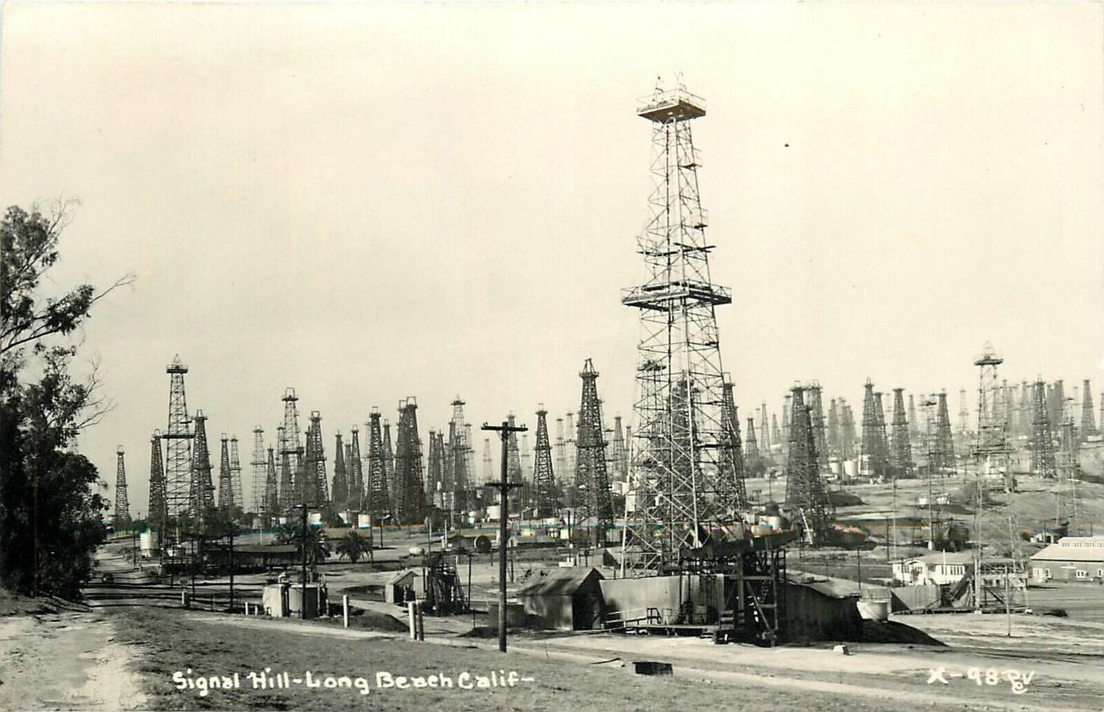 Postcard RPPC 1930s California Long Beach Oil Industry Signal Hill CA24-1929