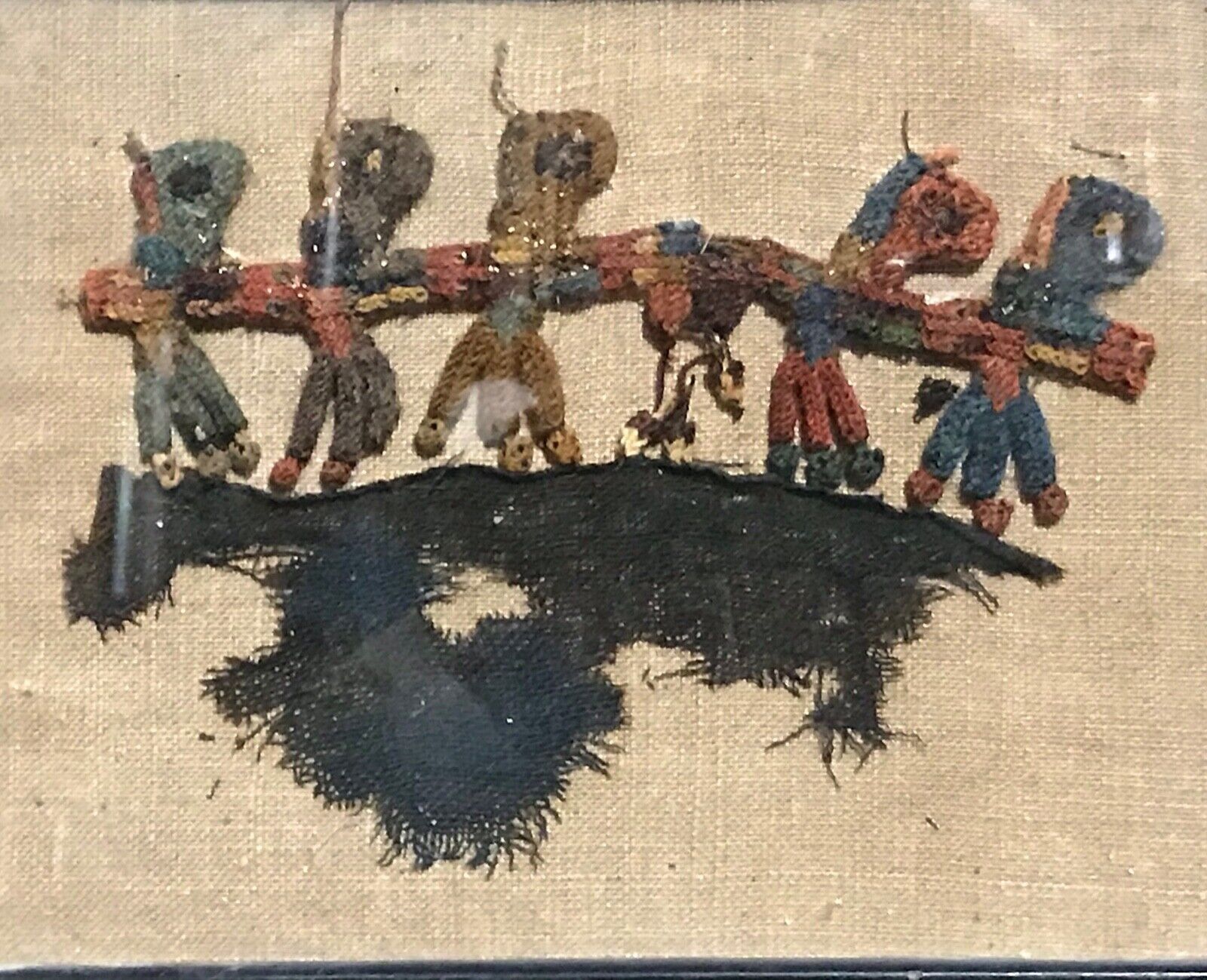 Ancient PERUVIAN NAZCA TEXTILE, 200-500 AD – FIGURES HOLDING HANDS