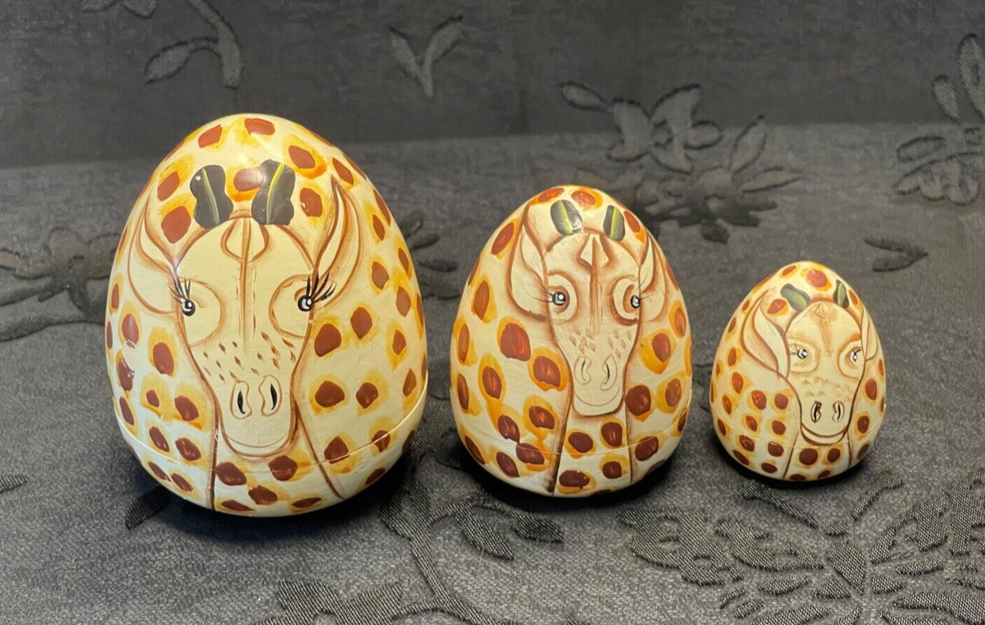 VINTAGE Set of 3 Hand Painted Egg Shaped Giraffe Matryoshka Nesting Dolls