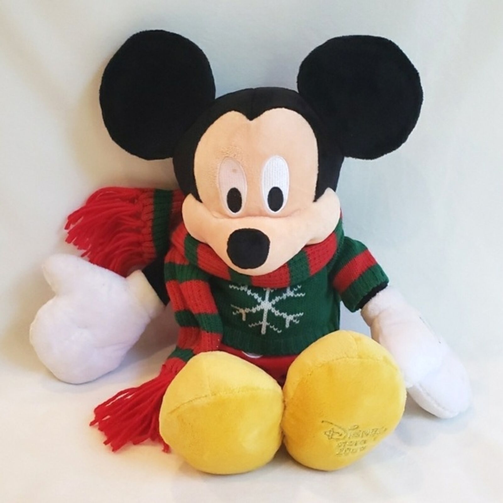 NEW NWT Disney Store Mickey Mouse Holiday Winter Plush 2009