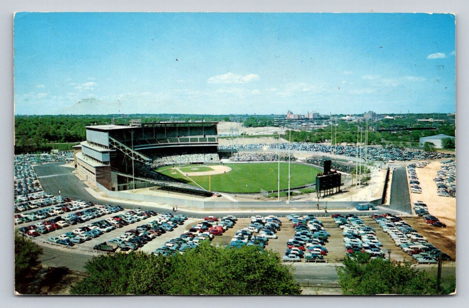 c1961 Milwaukee County Stadium Braves Baseball Game In Play Wisconsin P714
