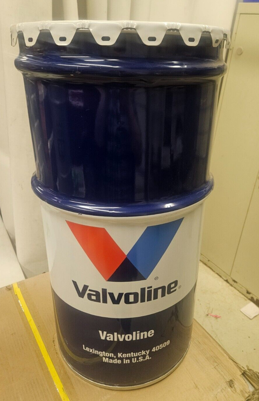 Vintage NOS Valvoline 16-Gallon Oil Barrel Drum for Garage Art - Never Used