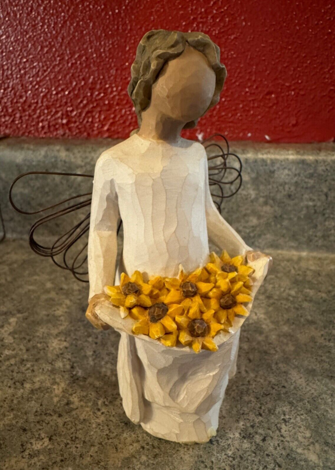 Willow Tree Angel “Sunshine” 2010 5.5” Susan Lordi - Demdaco Figurine
