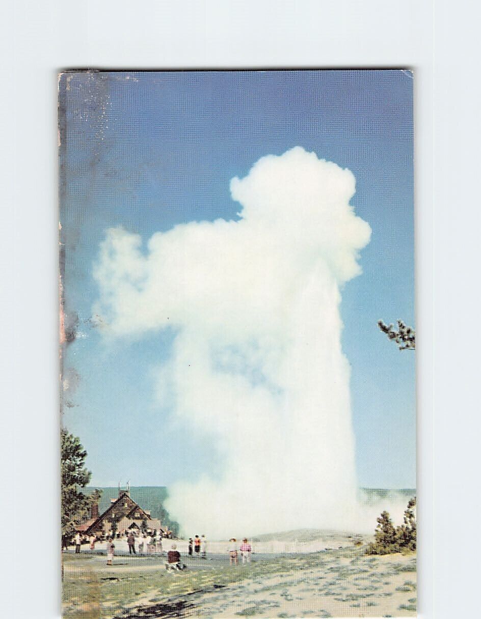 Postcard Old Faithful Geyser, Yellowstone National Park, Wyoming