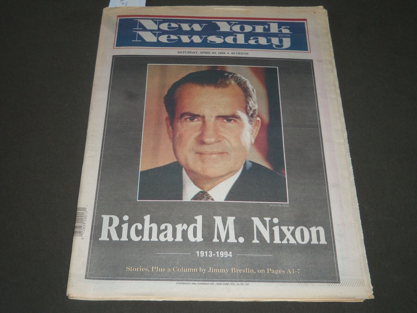 1994 APRIL 23 NEW YORK NEWSDAY NEWSPAPER - RICHARD M. NIXON 1913-1994 - NP 2594