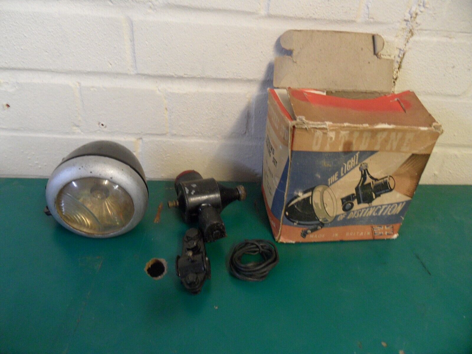 Rare Vintage British Made OPTIDYNE Dynamo Electric Cycle Lamp