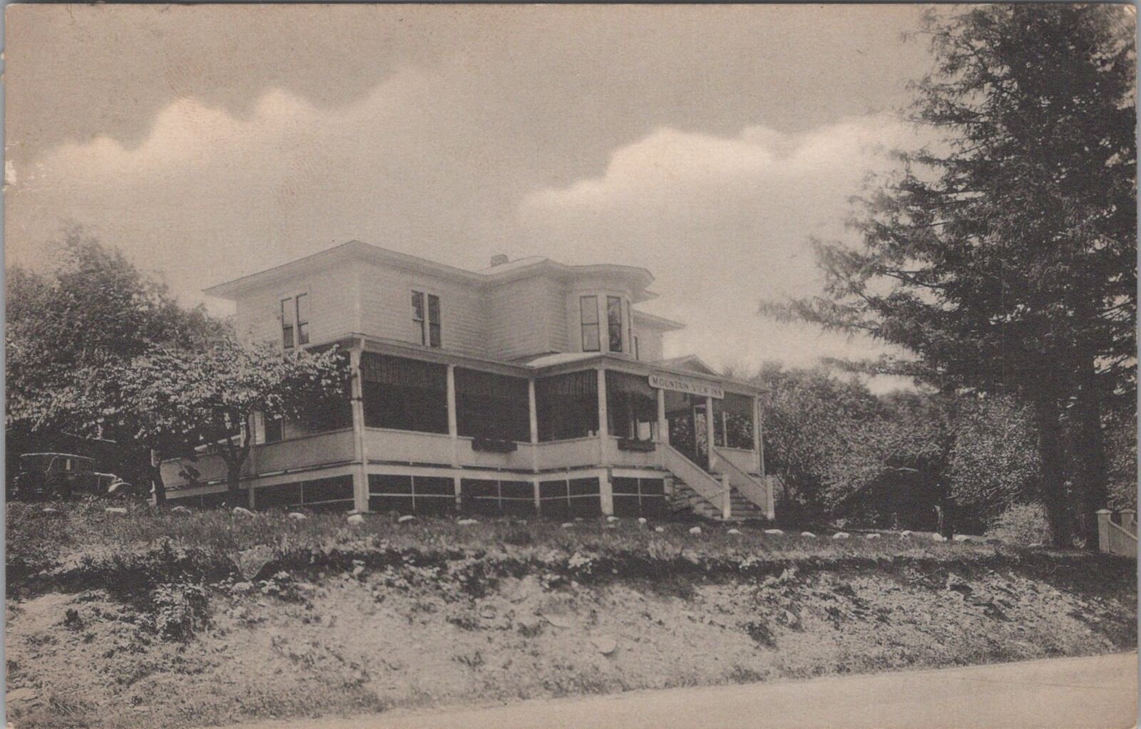 Postcard Mountain View Inn Mrs Melvin Douglas Liberty PA 1934
