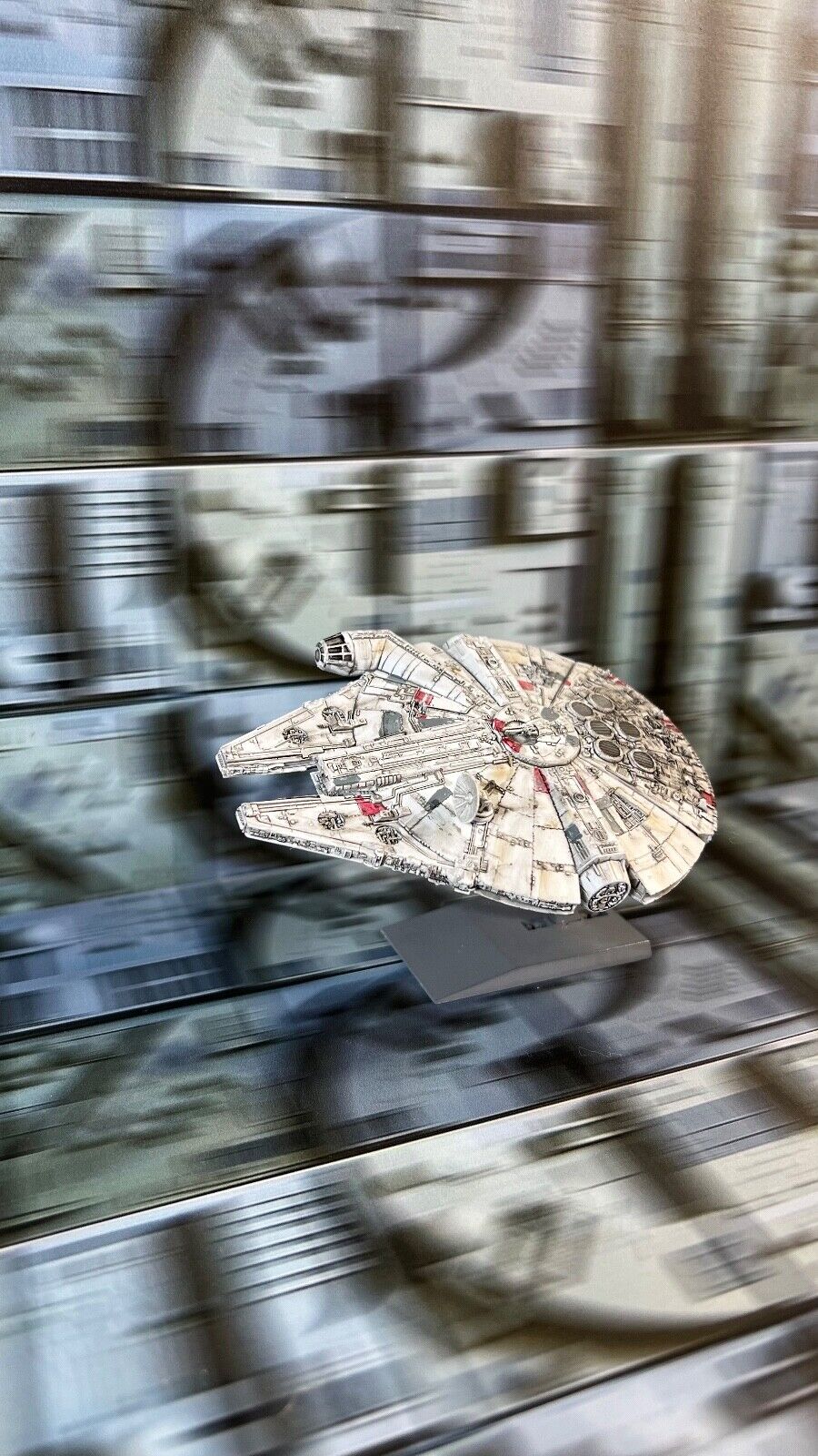 1/350 Scale Bandai Pro-Built Expertly Painted Star Wars Millennium Falcon Model