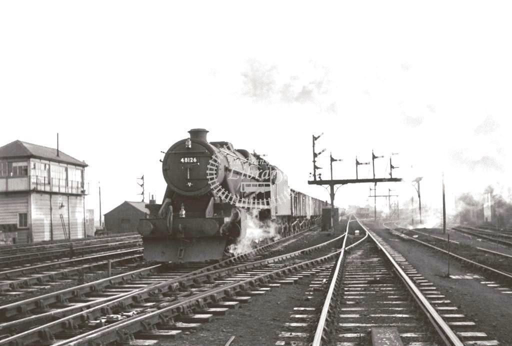 PHOTO  BR British Railways Steam locomotive 48126 Stanier LMS Stourton c1961