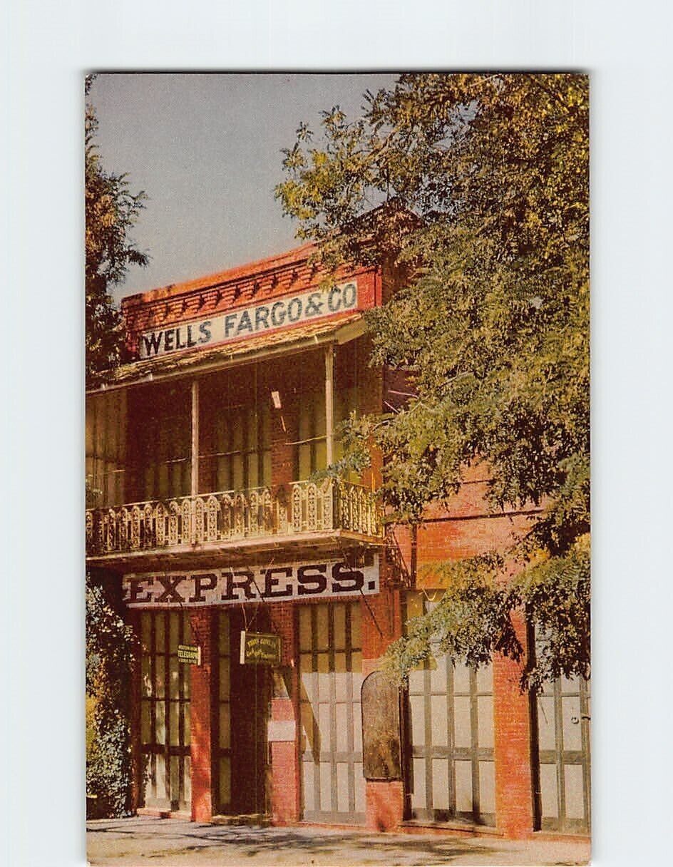Postcard Wells Fargo Building Columbia  California USA