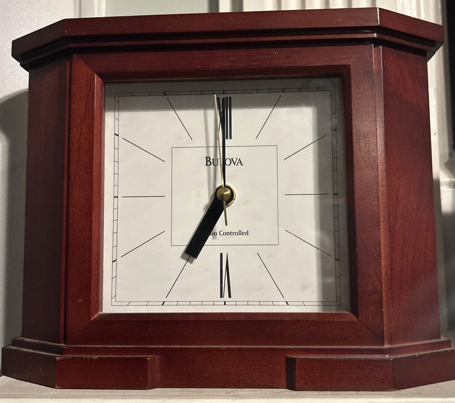 Bulova Wood Radio Controlled Tabletop Mantle Shelf Clock Model B1854