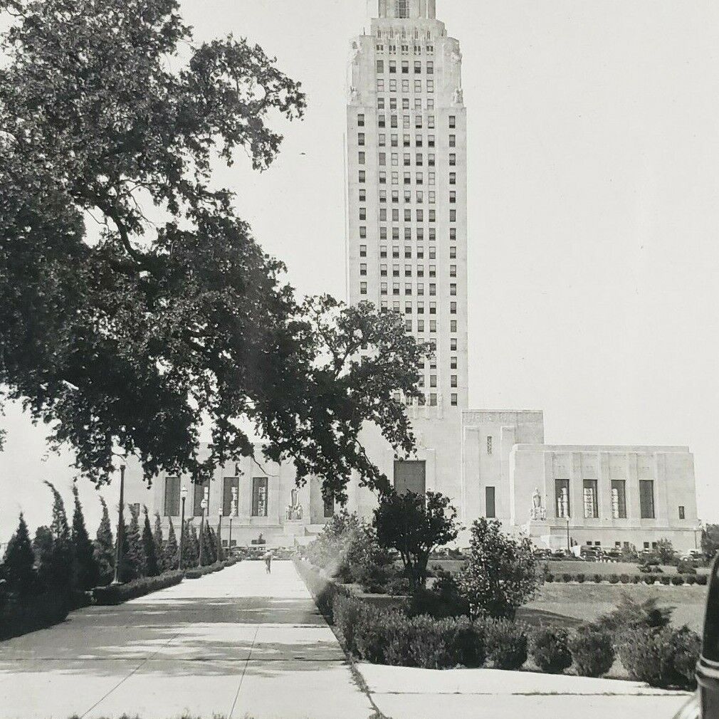 Louisiana Baton Rouge State Capitol Building Street Scene Car Stereoview D450