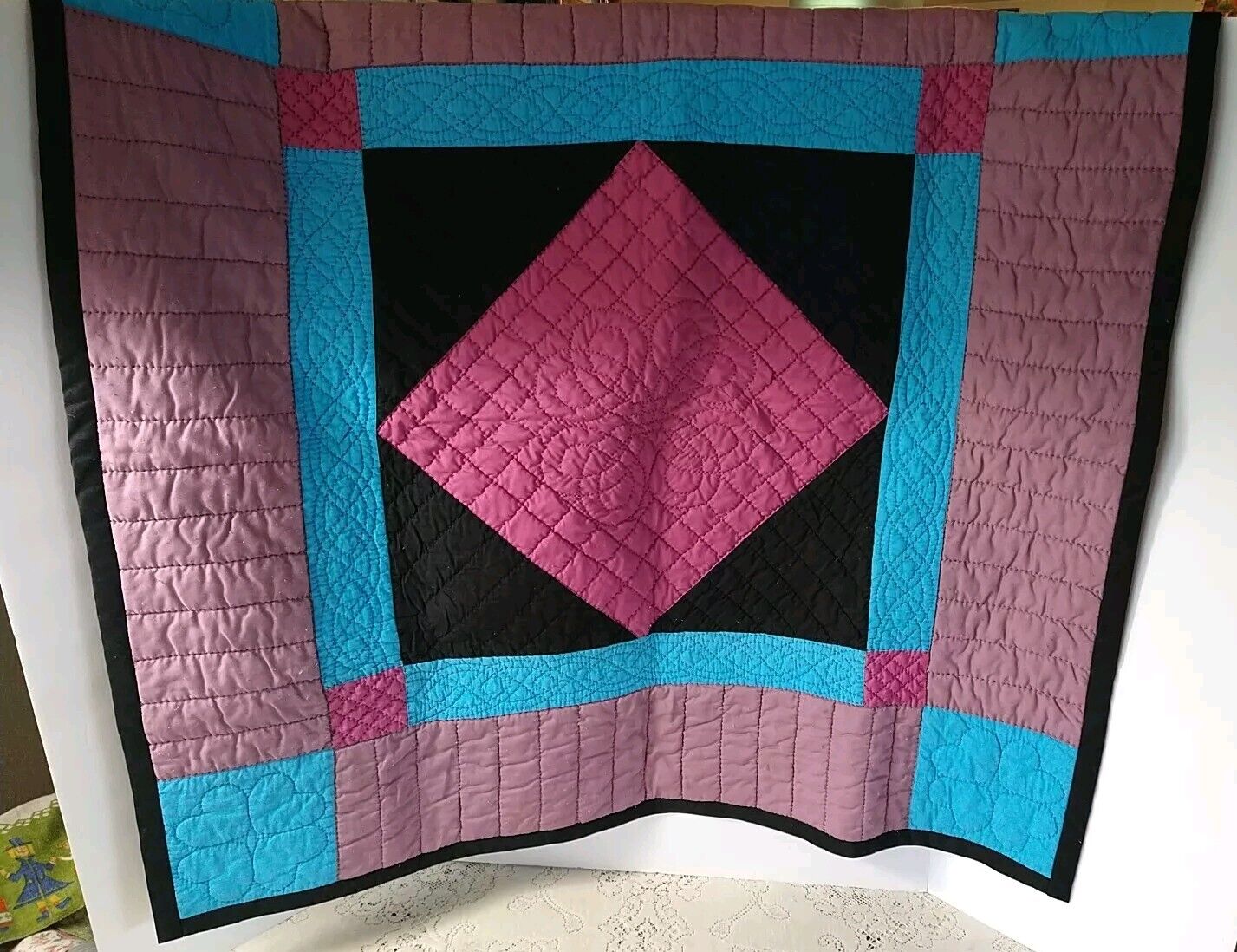 Amish Mennonite Hand Made Cotton Lap Quilt Wall Hanger 39