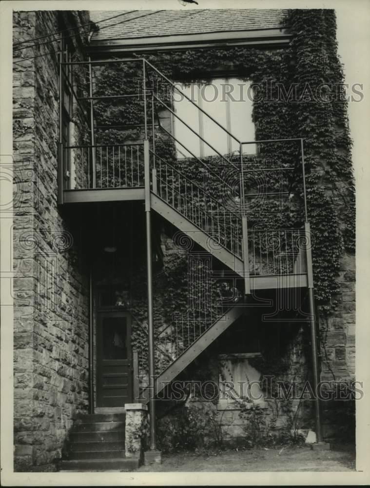 1948 Press Photo Garden entrance at St. Mary\'s, Birmingham, Alabama - abna43888