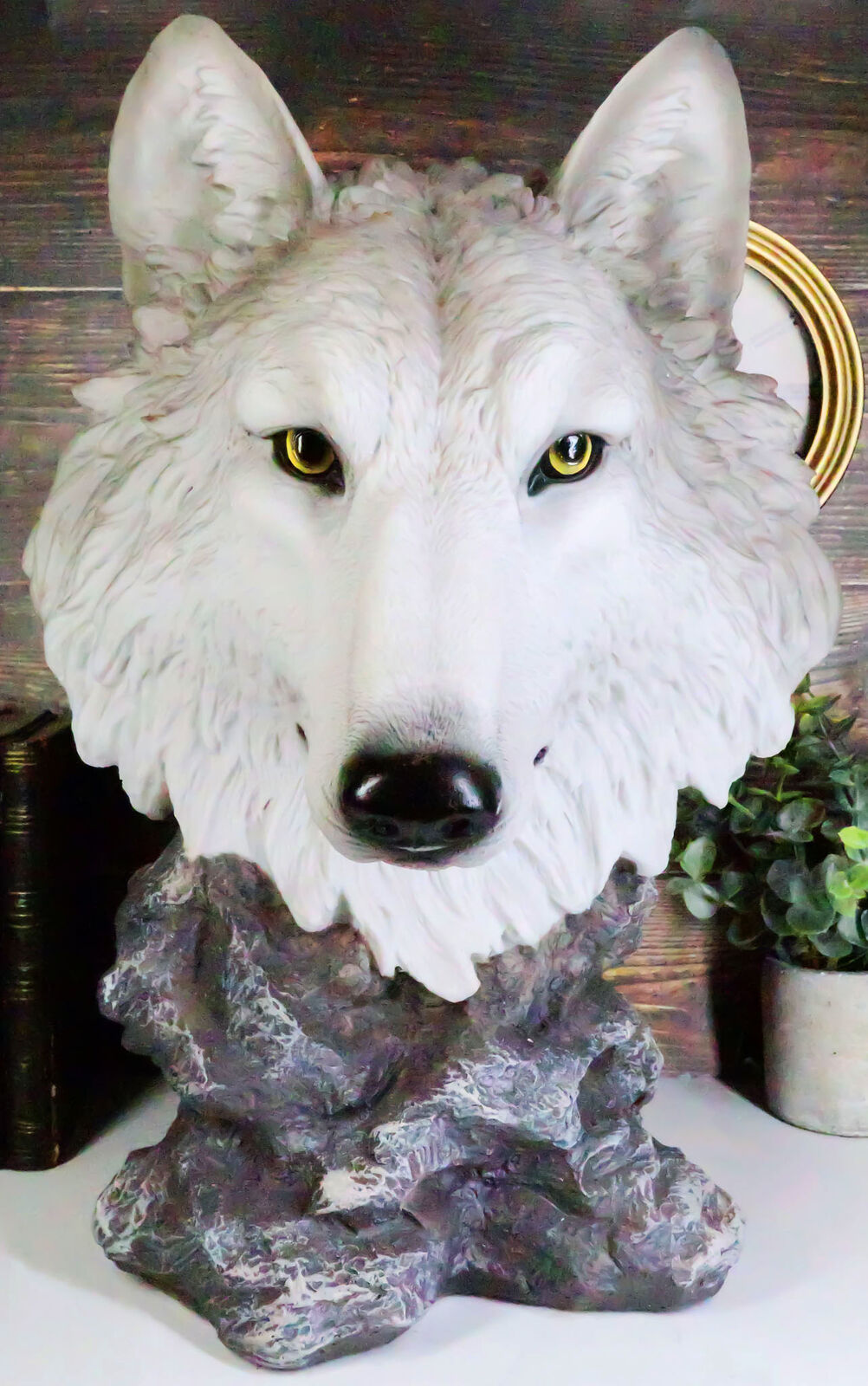 Life-Like Wolf Head Bust Statue Nature Decor Wolves 16.5\