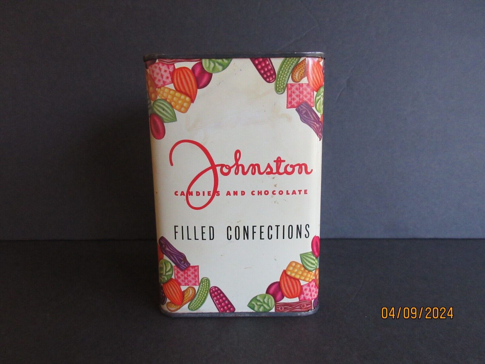 VINTAGE EMPTY JOHNSTON CANDIES & CHOCOLATES FILLED CONFECTIONS TIN RARE HTF