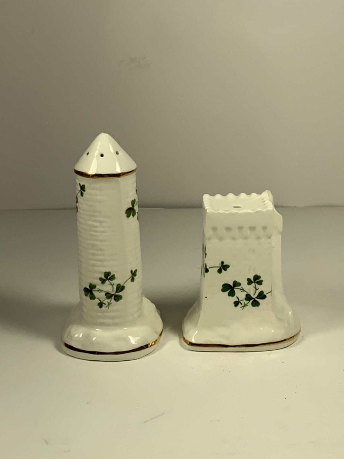 Vintage Carrigaline Pottery Irish Shamrock Castle Salt & Pepper Shakers 4 in.