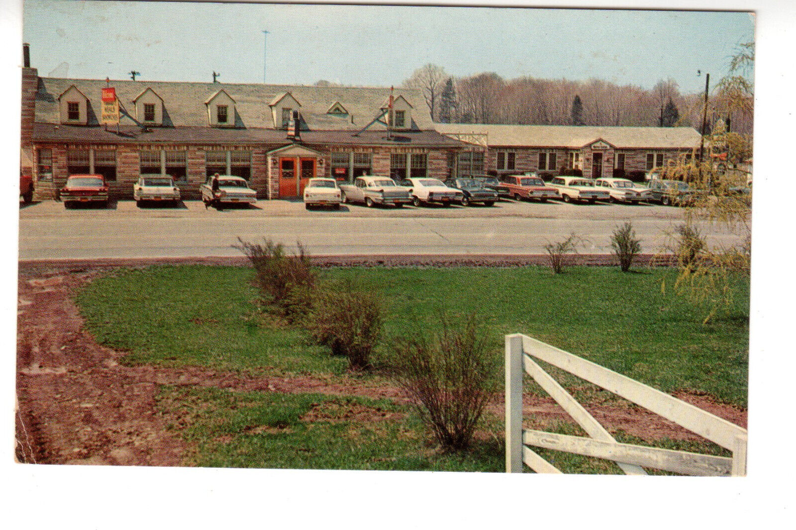 Postcard: Fry Bros. Turkey Ranch & Farms, Rte 15, Trout Run, PA - roadside motel