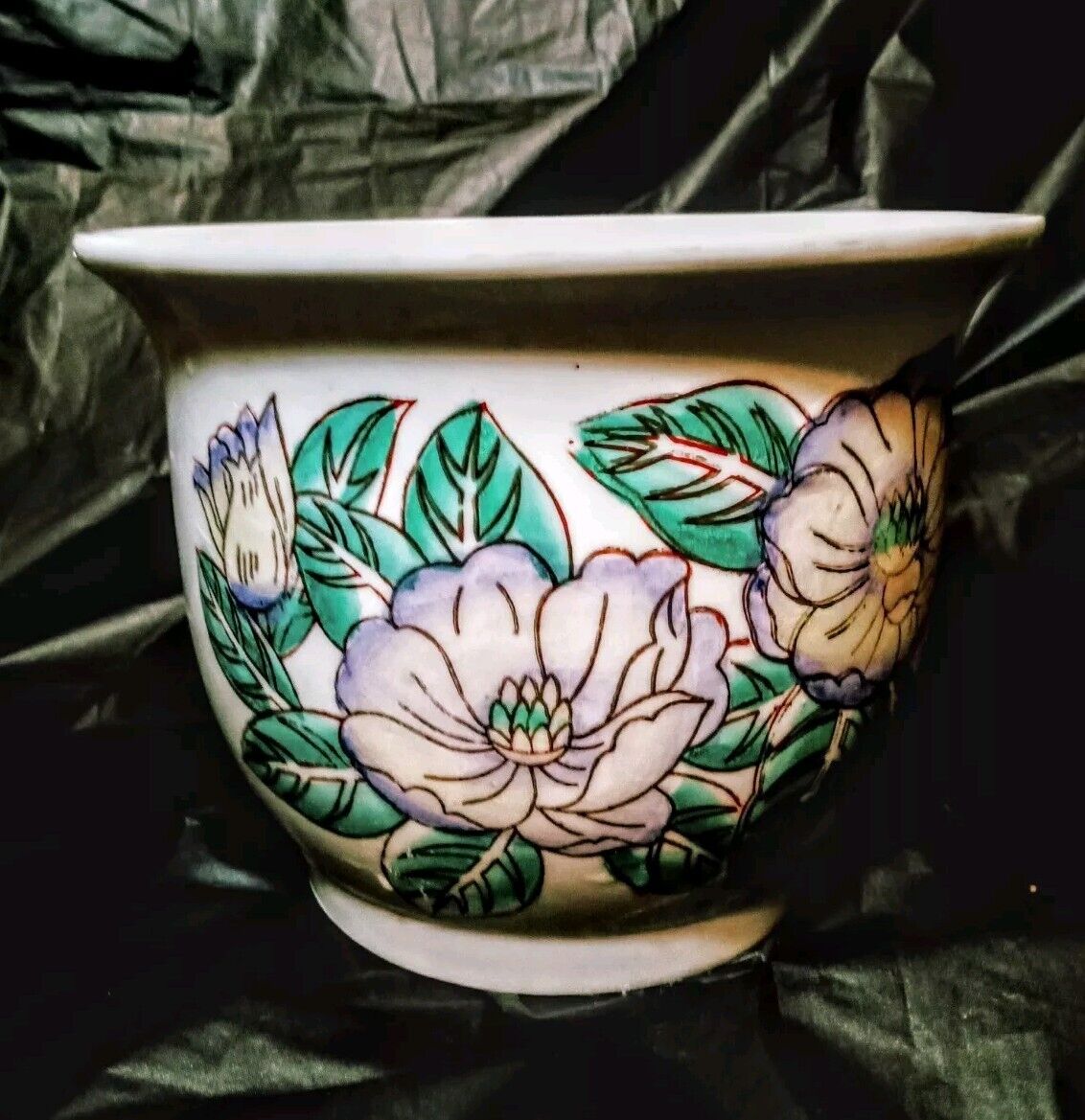 Vtg 1950s Chinese Asian Porcelain & Enamel Planter, Pot Purple Flowers 5in Tall