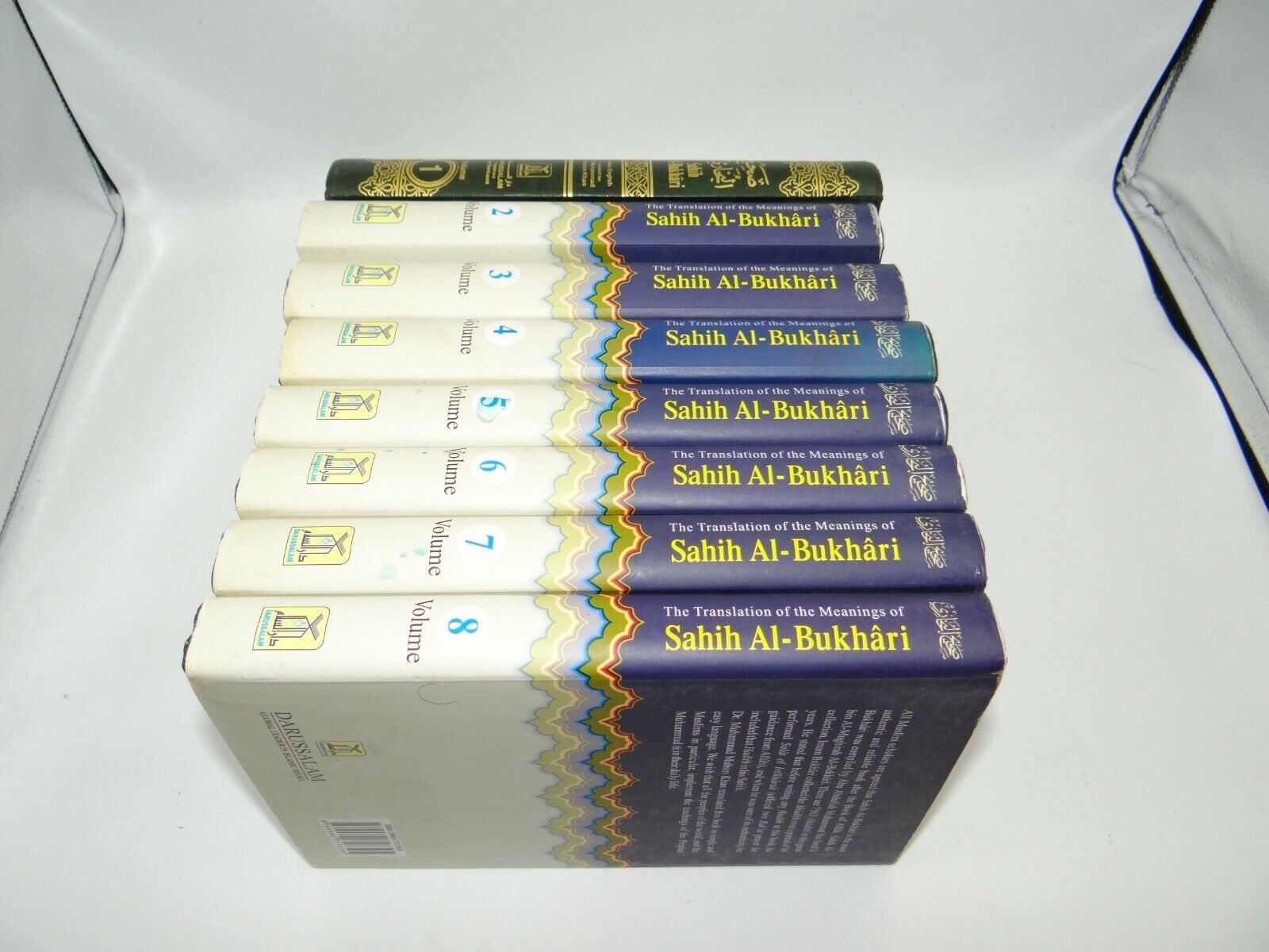 The Translation of the Meanings of Sahih Al-Bukhari: Arabic-English 8 Volume Set