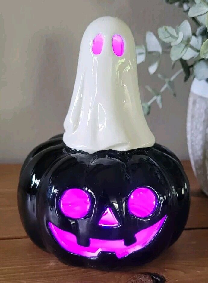 Viral Tok Halloween Pink Light up Ghost Tik Ceramic Pottery Pumpkin VTG Style