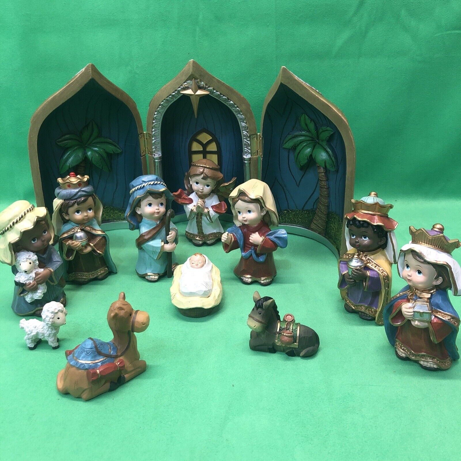 Christmas Holy Nativity Set, Crèche, Nacimiento ~12 Pc Costco Cute Nativity Set