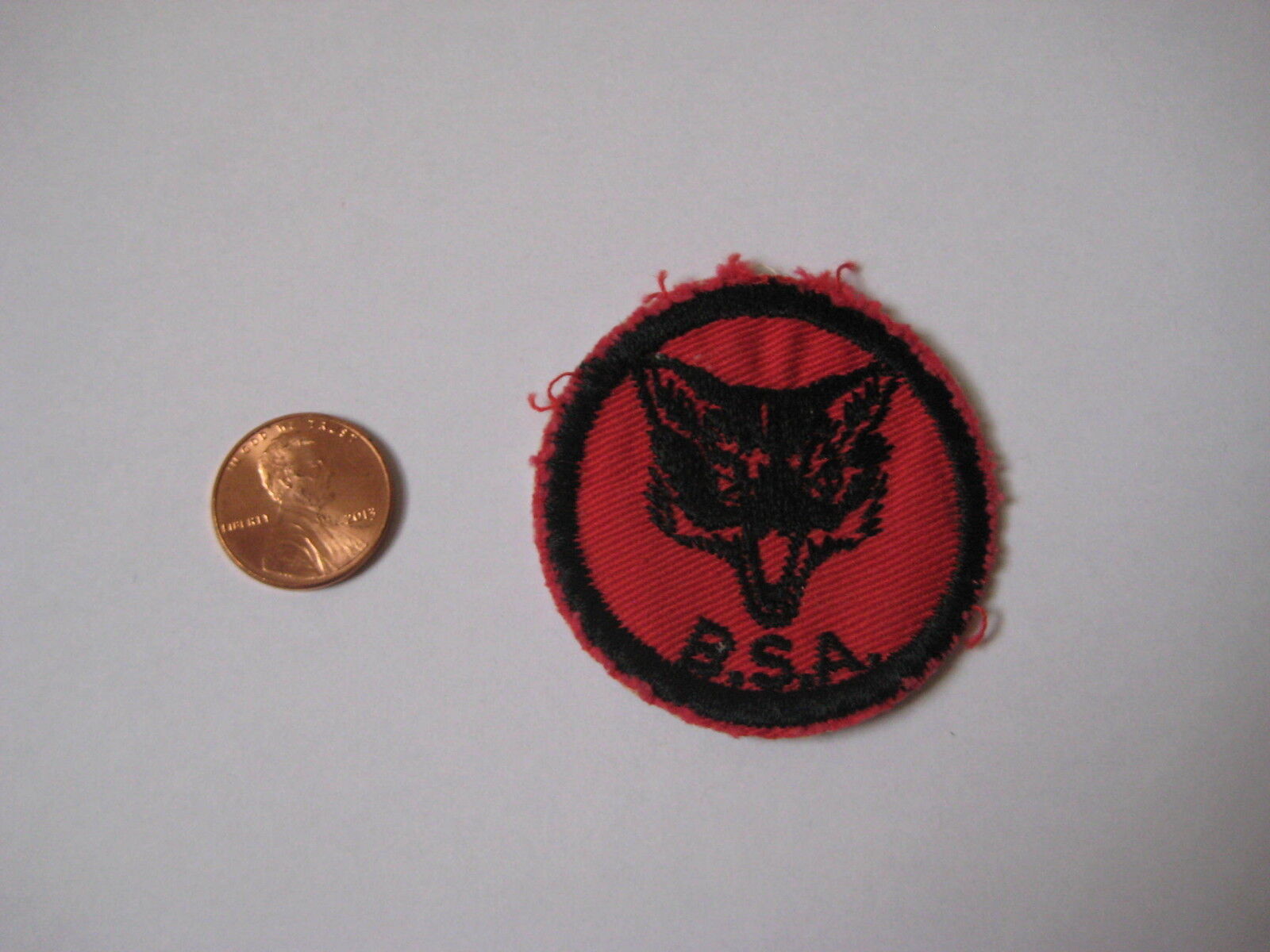 vintage CUB SCOUT UNIFORM PATCH boy eagle logo badge BSA red black 1960\'s circle