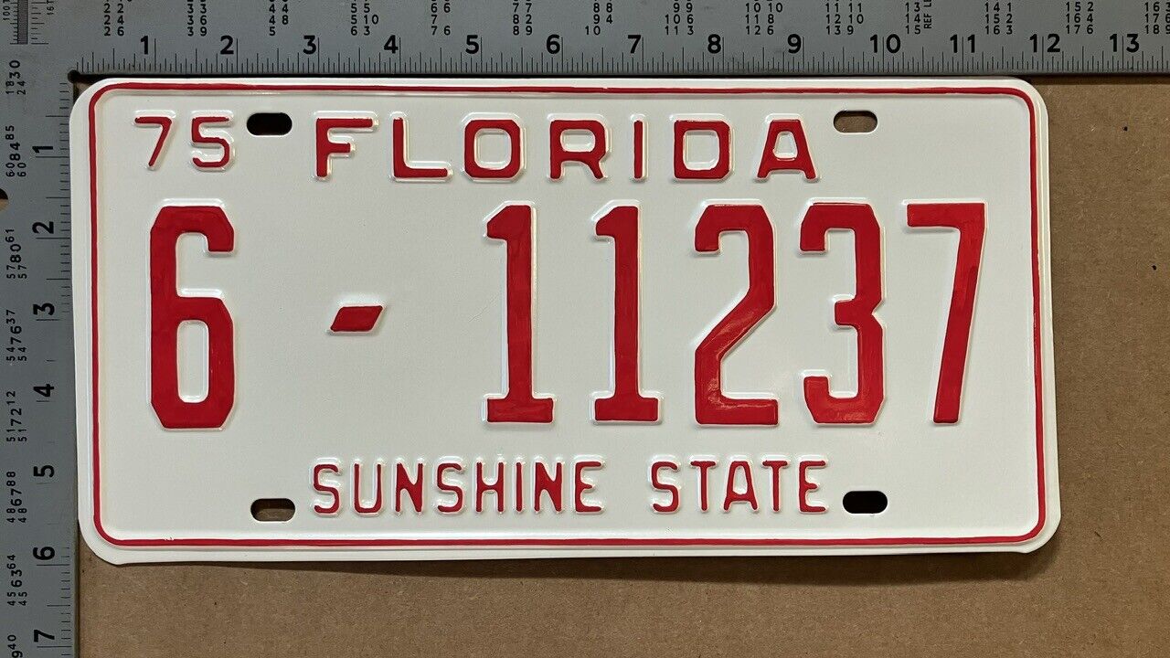 1975 Florida license plate 6 11237 YOM DMV Palm Beach STRAIGHT AND FLAT 15650