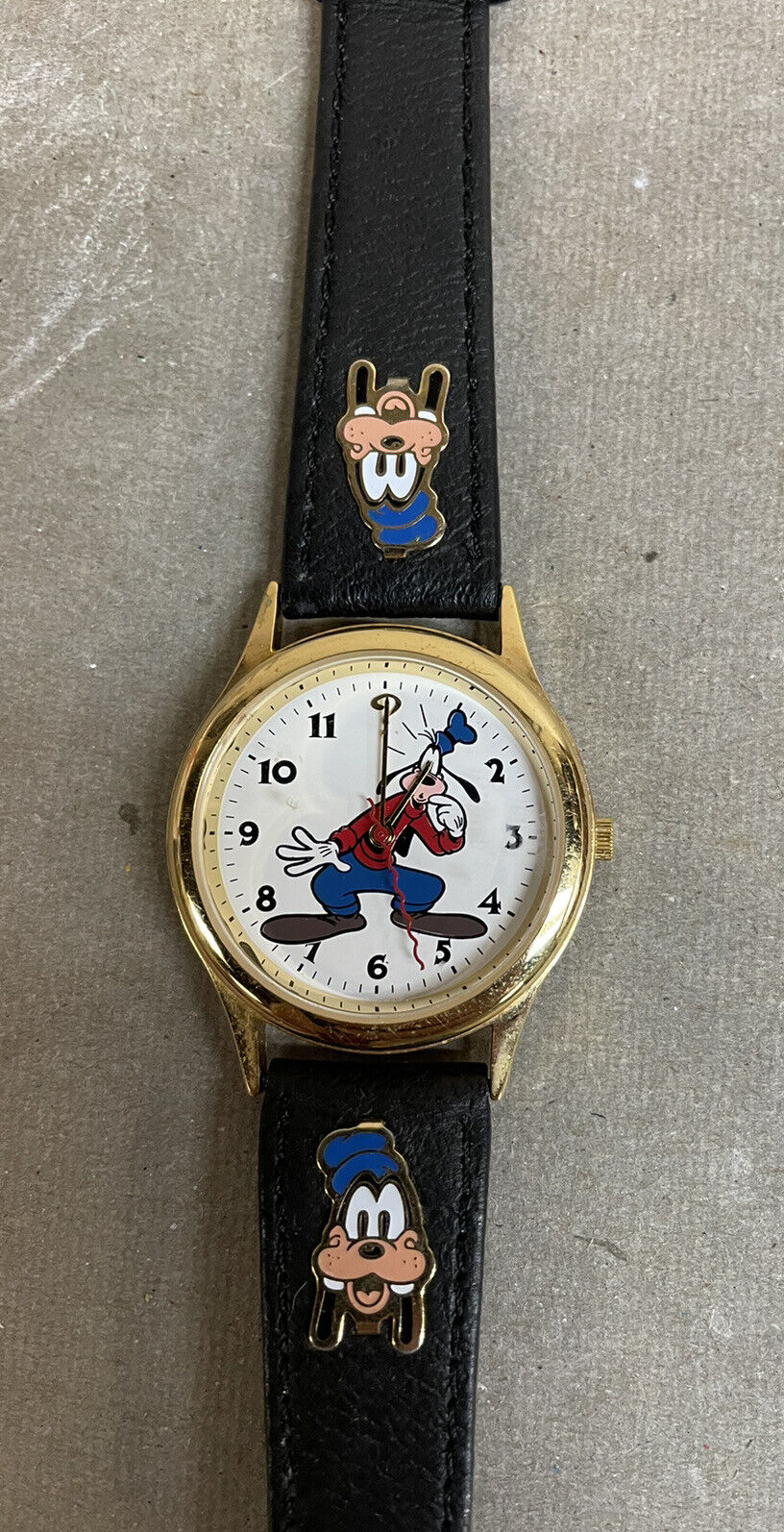 Vintage Goofy Disney Store Exclusive Rare Unique Watch Band Watch