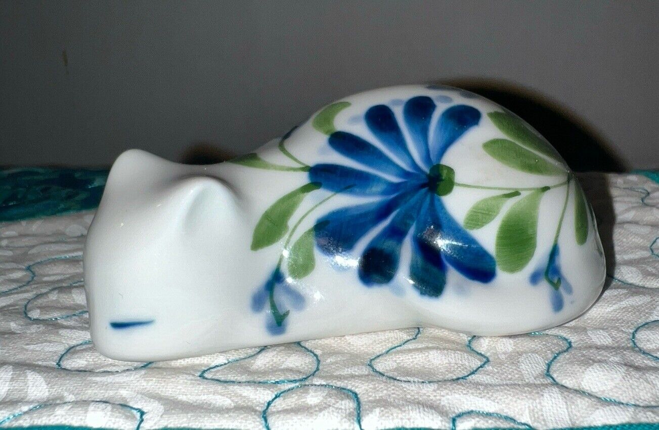  DANSK Sleeping Cat Kitten Porcelain Sweet Blue Floral Pottery Danish Modern EUC