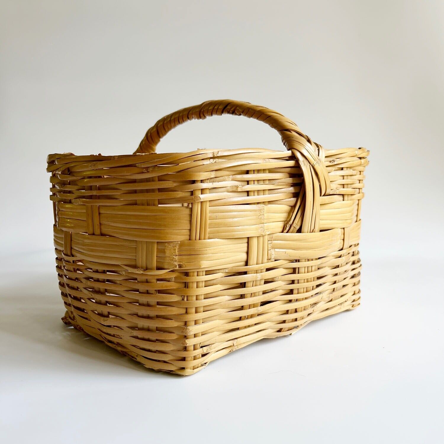Vintage Handmade Basket Field Foraging Gathering Basket 12\