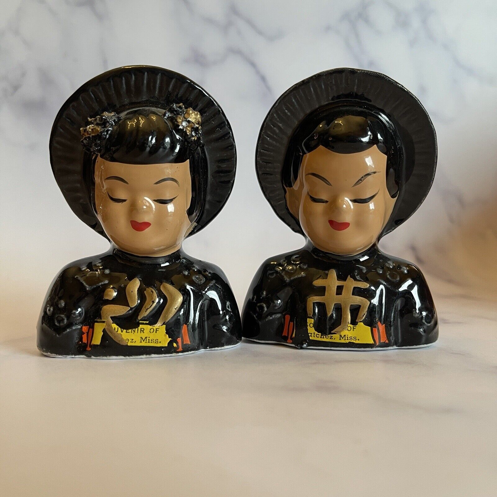 Vintage Salt & Pepper Shakers Asian Oriental Girl & Boy In Black/Gold Souvenir