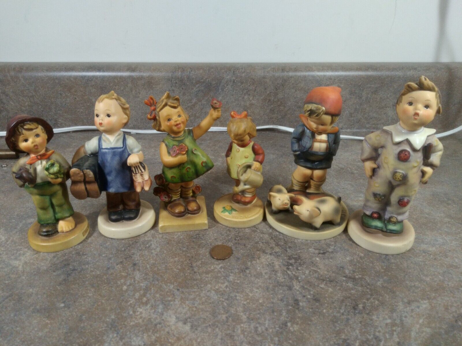 Set of 6 Vintage tmk5 Goebel Hummel Figurines 374, 173/0, 72, 66, 328, 74