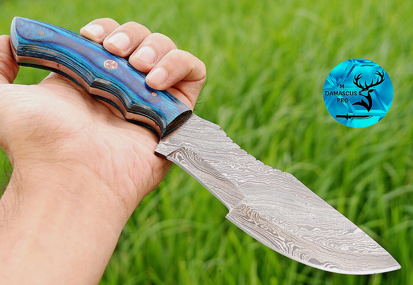 Custom Made Bushcraft Hunting Tracker Knife - Hand Forge Damascus Steel 900