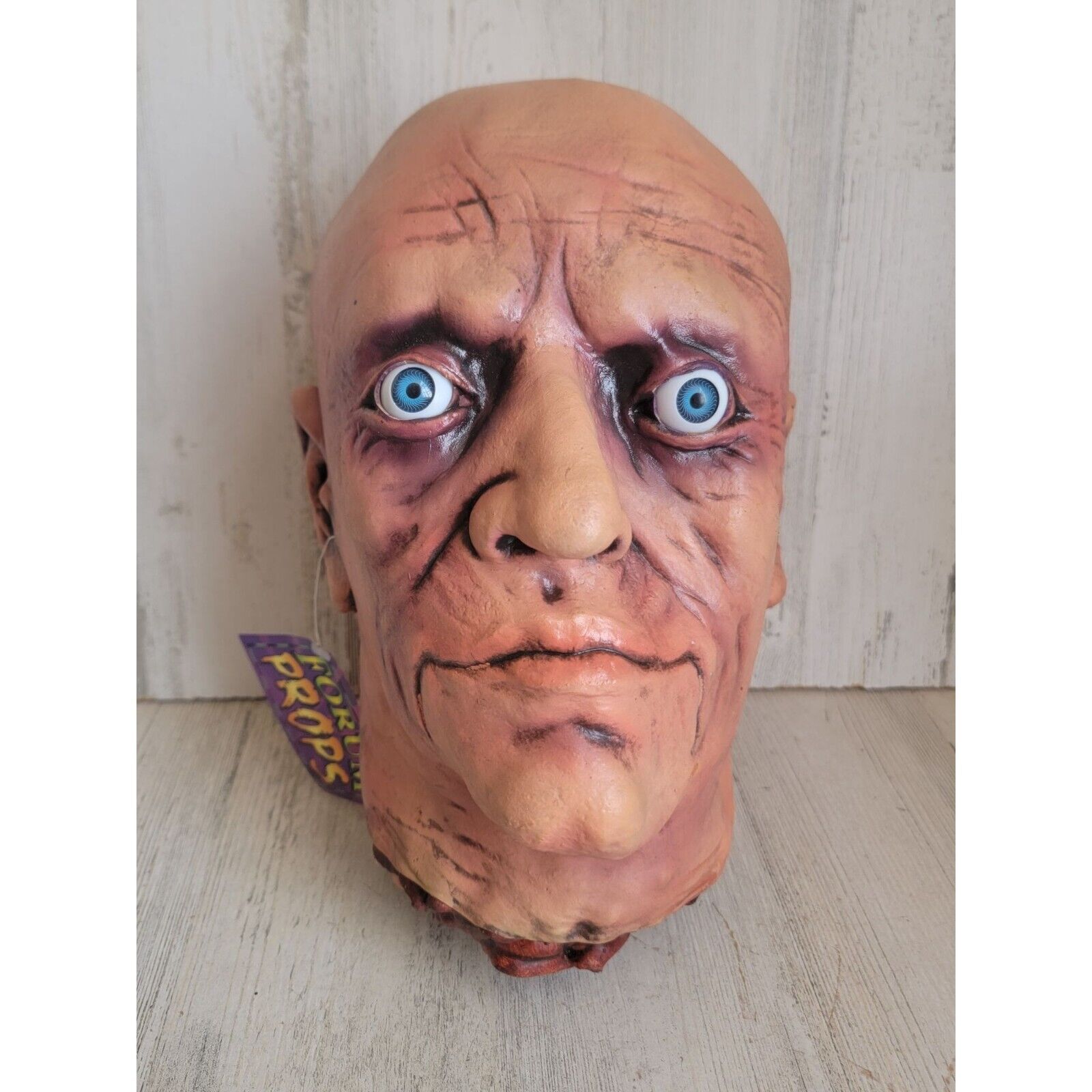 Vintage Forum props eye bulge decapitated head scary Halloween
