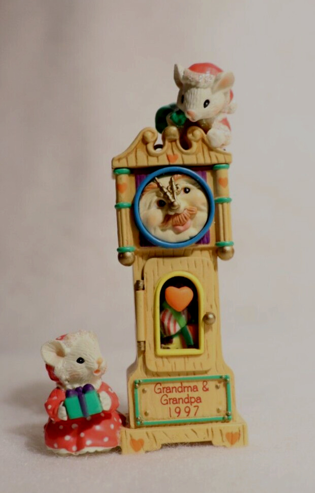 RARE Carlton Cards Mice Clock Grandparents Grandma Grandpa Christmas Ornament 97