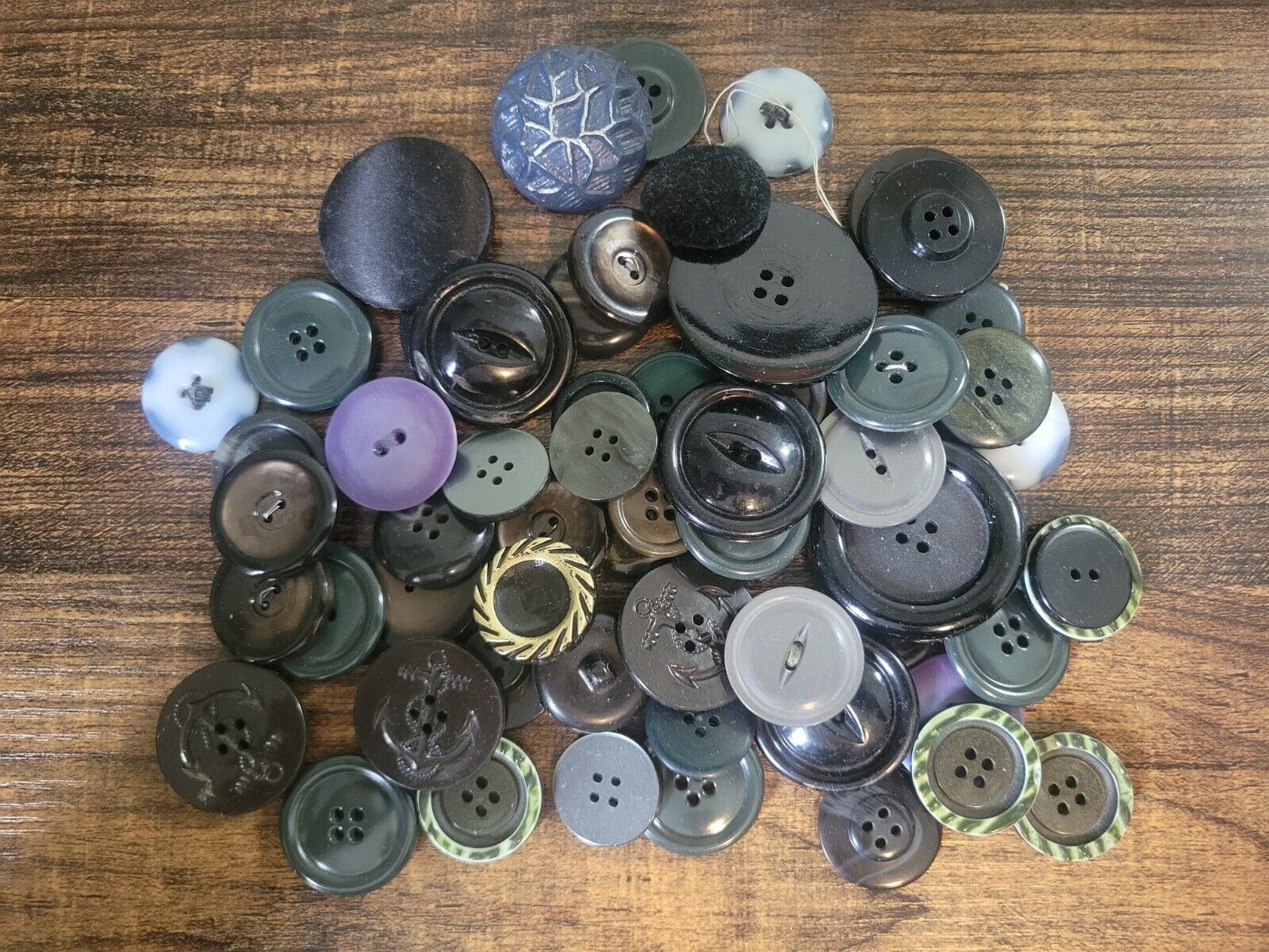 Lot Of Large Black Green Blue Buttons Crafting Clothing Vintage