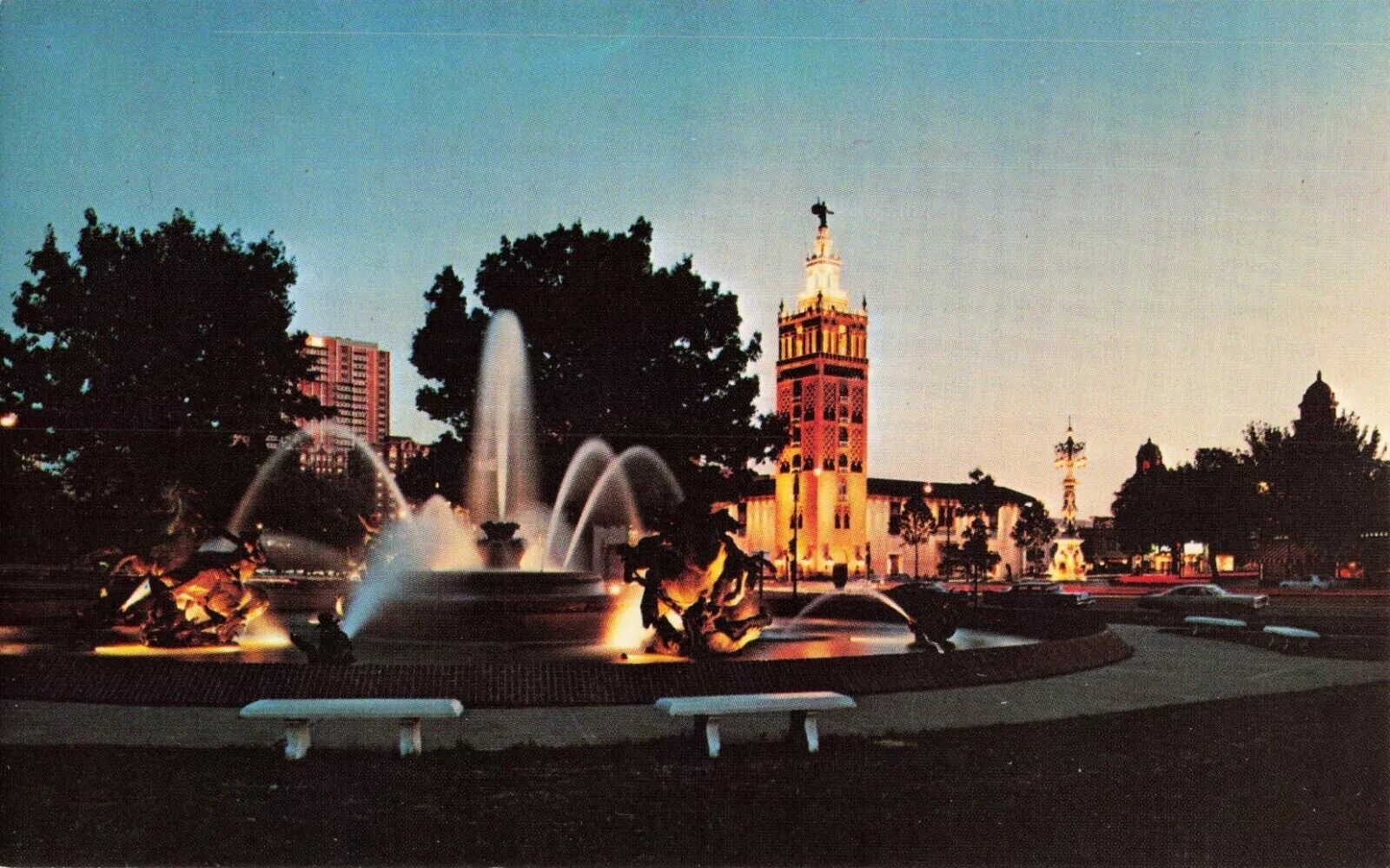 The Swanson Building - JC Nichols Fountain - Kansas City Missouri MO - Postcard