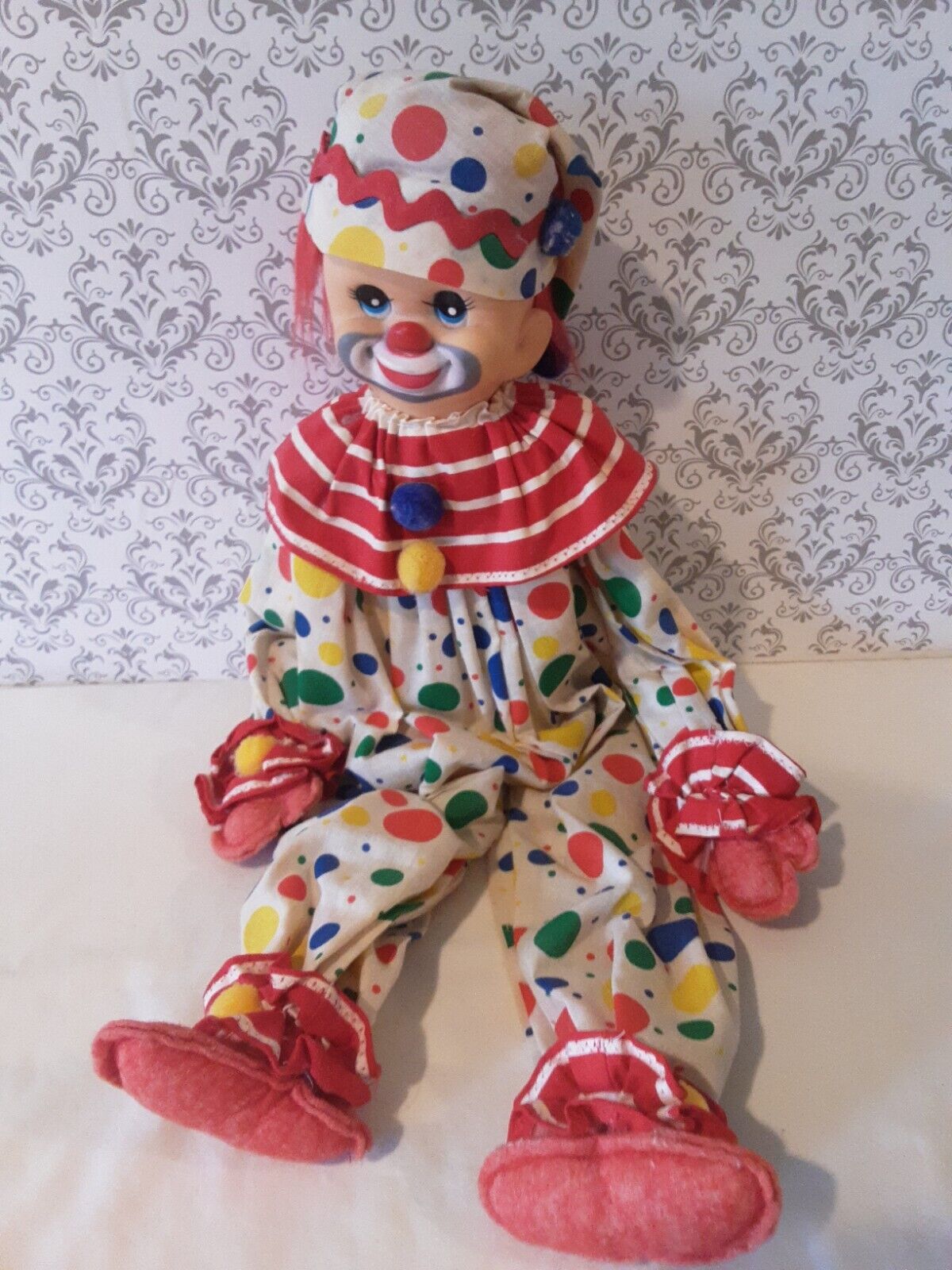 Vtg Unbranded Hand Made OOK Wood Block Clown Sitter Happy Creepy 1970\'s EUC