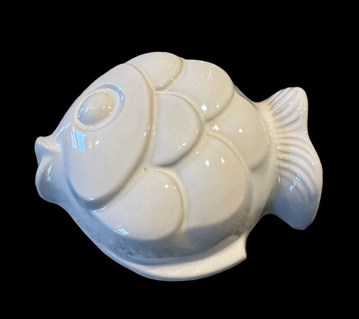 Scheurich German Mold Fish Pop Keramik Mr Mobby W Germany Pudding White Decor